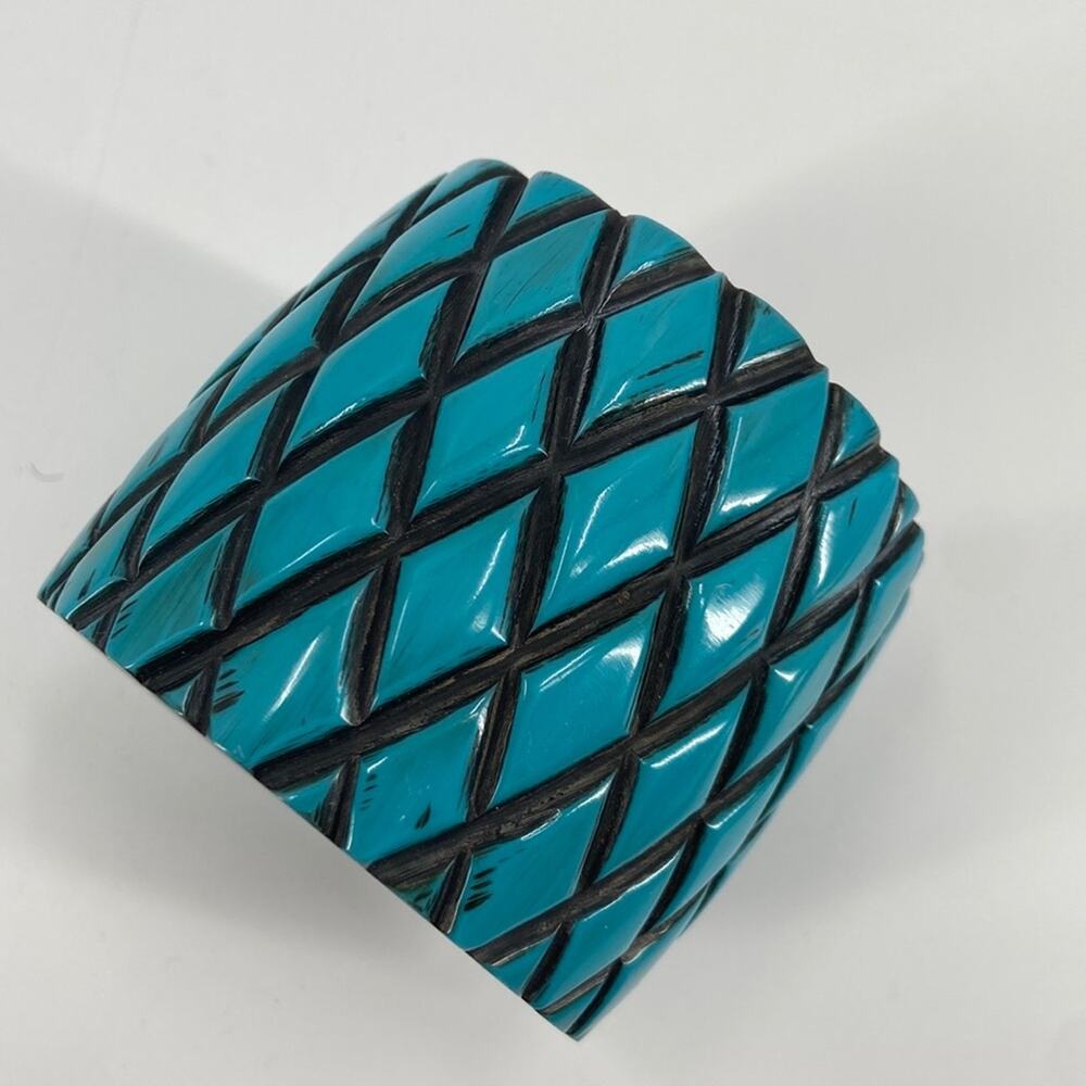 Fantasy Blue scale  bracelet